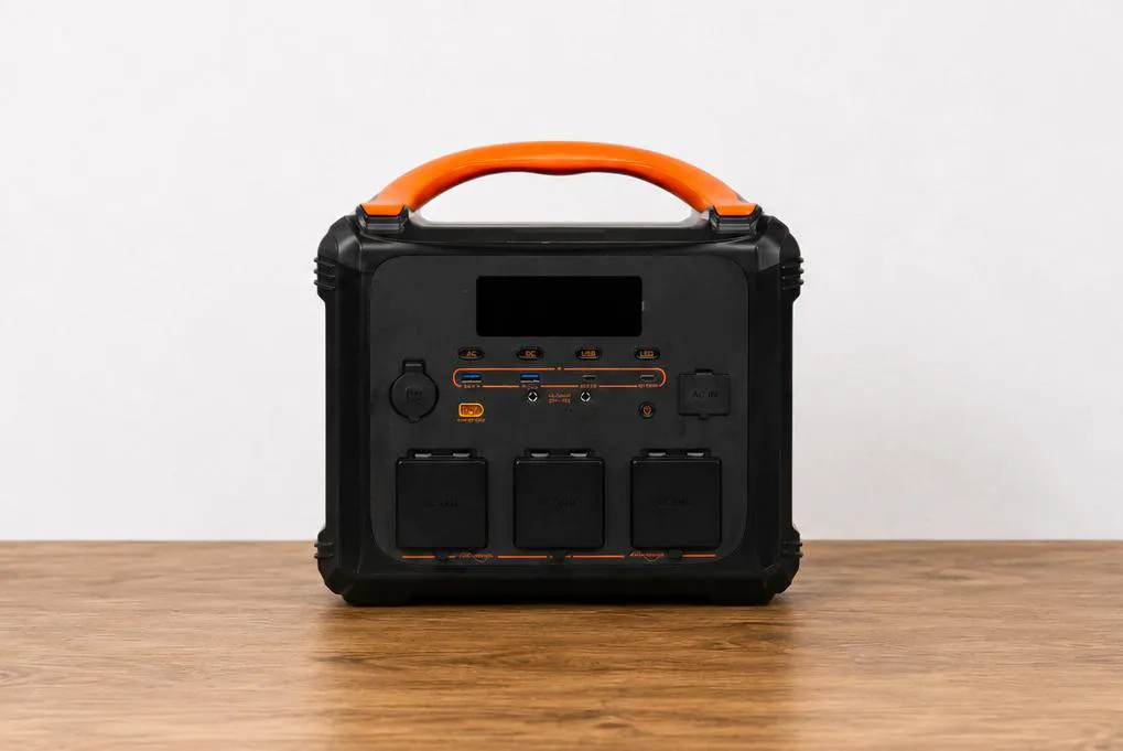 Portable Power Station photo 2