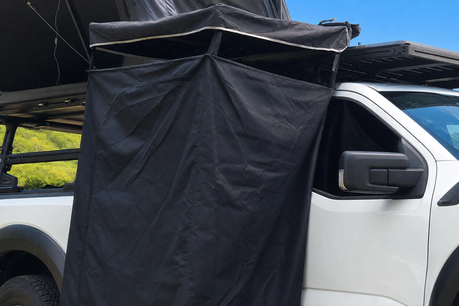 Shower Tent photo 2