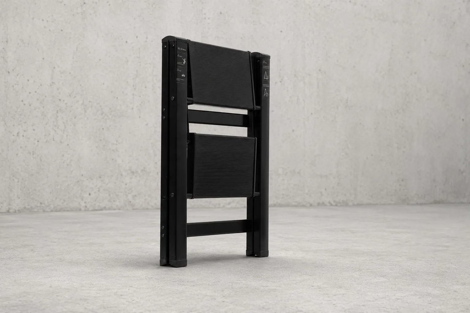 Two-Step Ladder photo 3